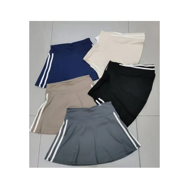 Conjunto Pollera y Campera Deportiva